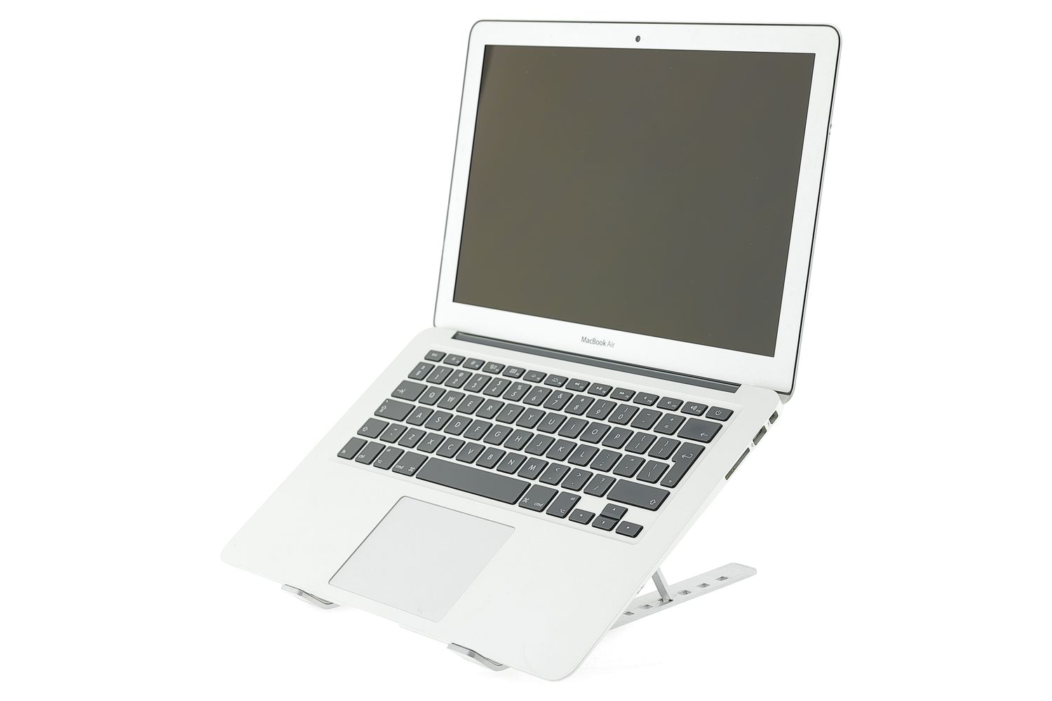 Apple MacBook Air 13″ 2017, i5 1.8 GHz, 8 GB, HD Graphics 6000 128 GB Silver - Отлично