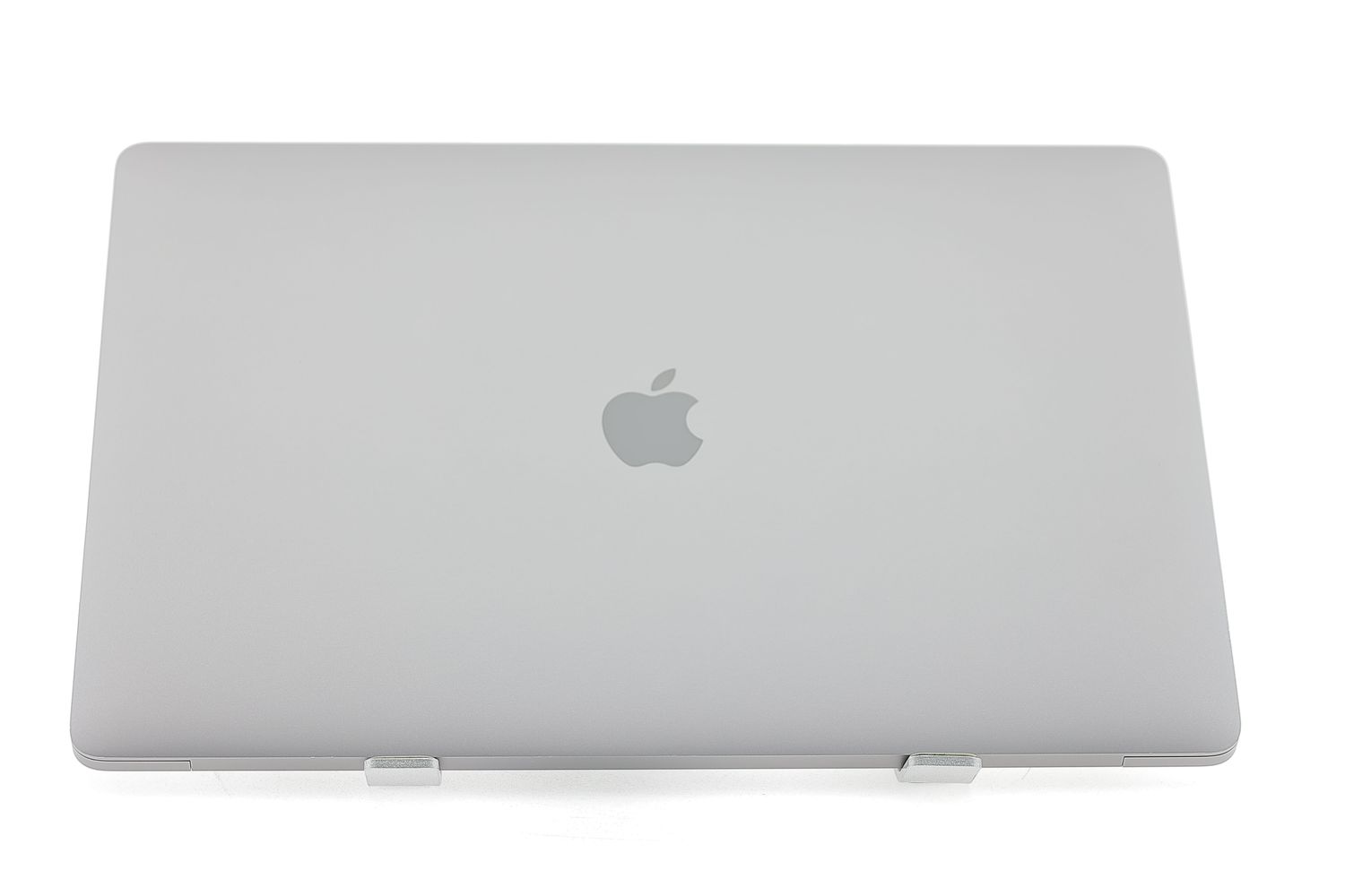 Apple MacBook Pro 15″ Touch Bar 2017, i7 2.9 GHz, 16 GB, AMD Radeon Pro 560 512 GB Space Gray - Kiváló