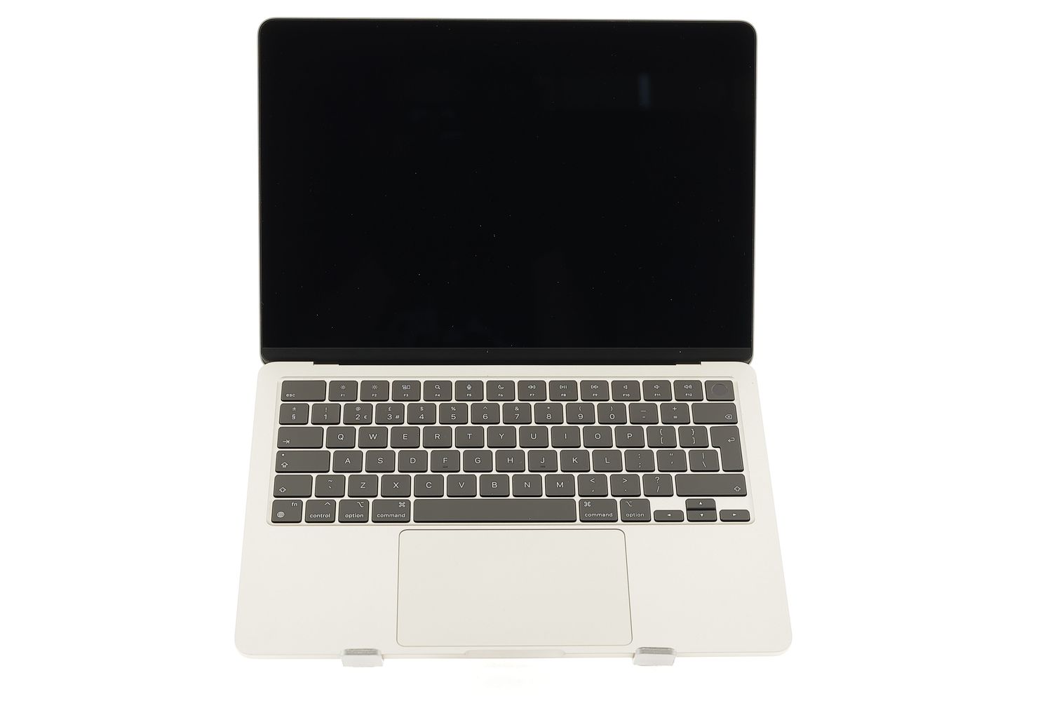 Apple MacBook Air 13″ 2022, M2 8 Cores, 8 GB, 8 core GPU 256 GB Starlight - Ca nou