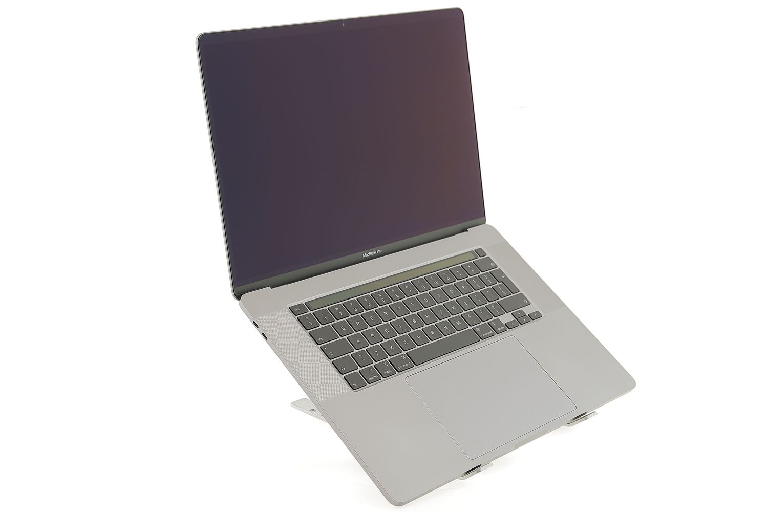 Apple MacBook Pro 16″ Touch Bar 2019, i7 2.6 GHz, 16 GB, AMD Radeon Pro 5300M 512 GB Space Gray - Много добро