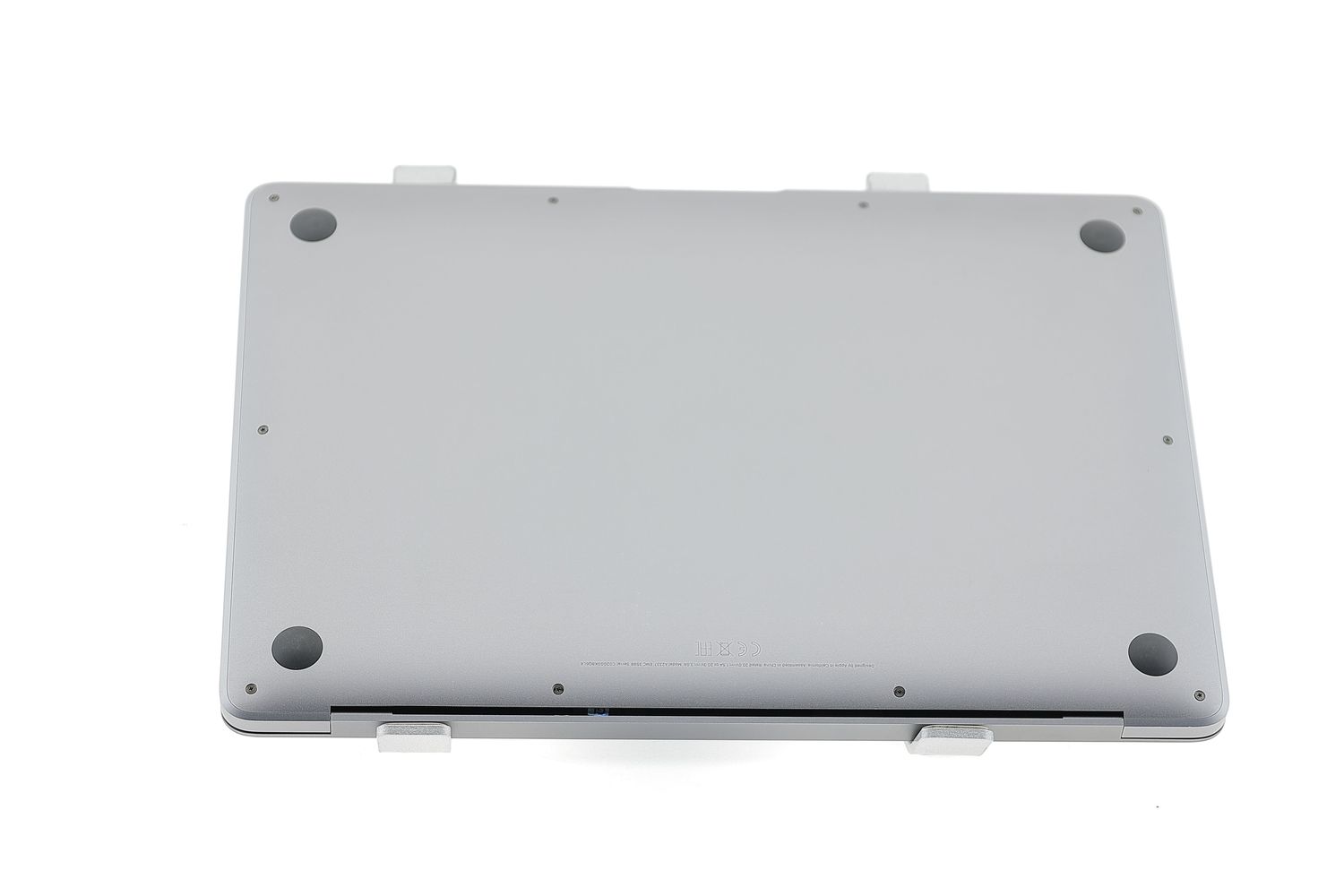 Apple MacBook Air 13″ 2020, M1 8 Cores, 8 GB, 7 core GPU 256 GB Space Gray - Újszerű