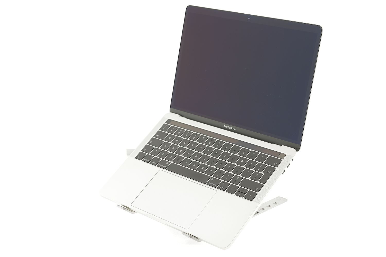 Apple MacBook Pro 13″ Touch Bar 2017, i5 3.1 GHz, 8 GB, Intel Iris Plus Graphics 650 256 GB Silver - Kiváló