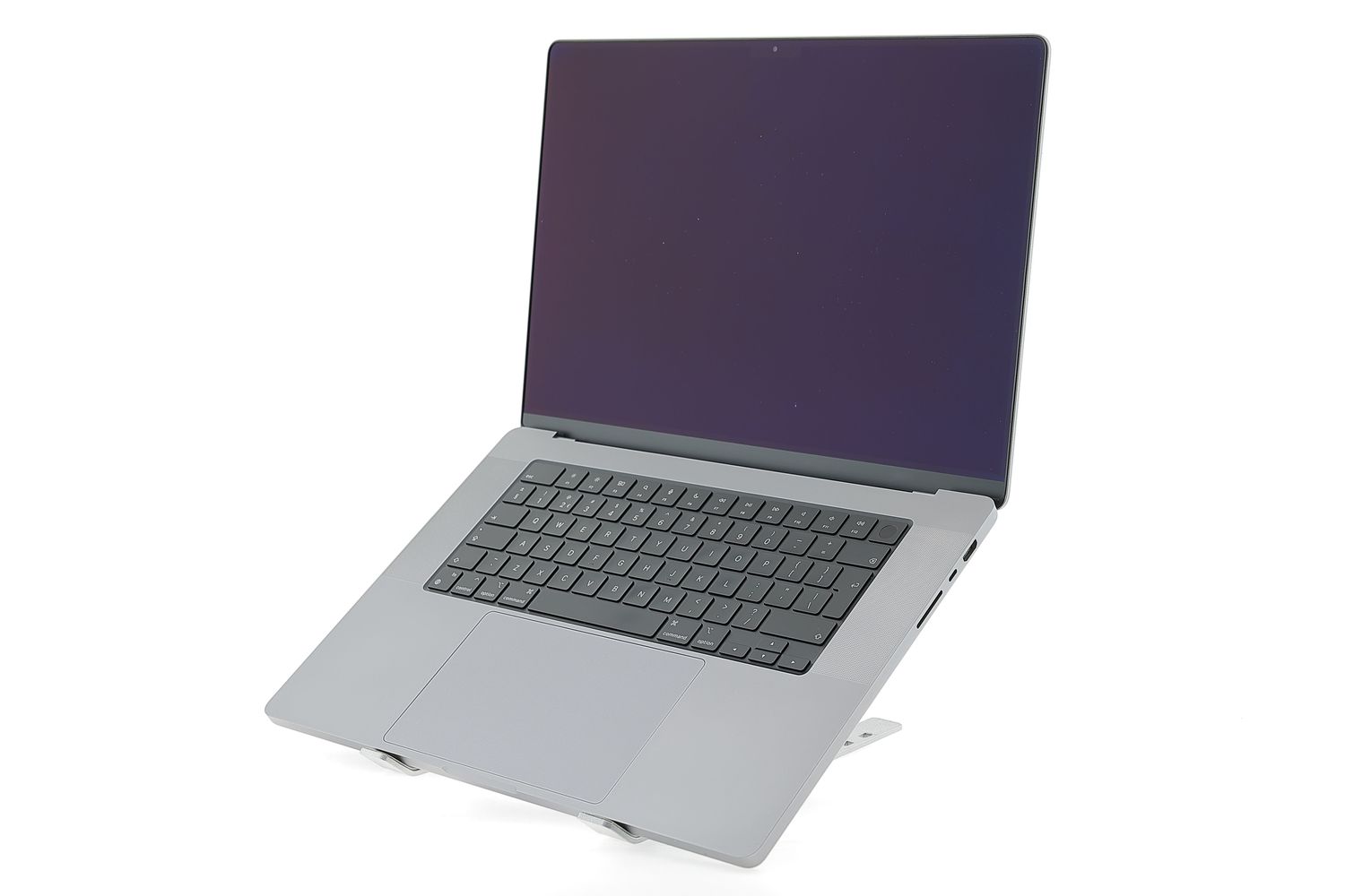 Apple MacBook Pro 16″ 2021, M1 Pro 10 Cores, 16 GB, 16 core GPU 1 TB Space Gray - Ca nou