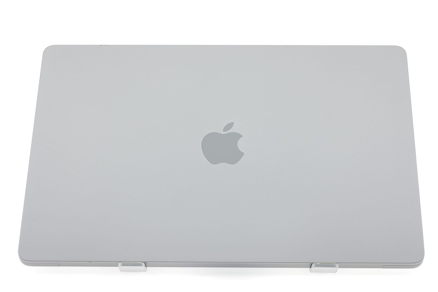 Apple MacBook Air 15″ 2023, M2 8 Cores, 8 GB, 10 core GPU 512 GB Space Gray - Много добро
