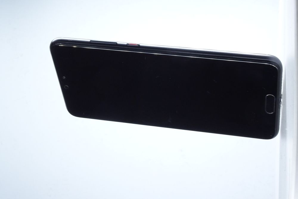 Мобилен телефон Huawei, P20, 128 GB, Black,  Като нов
