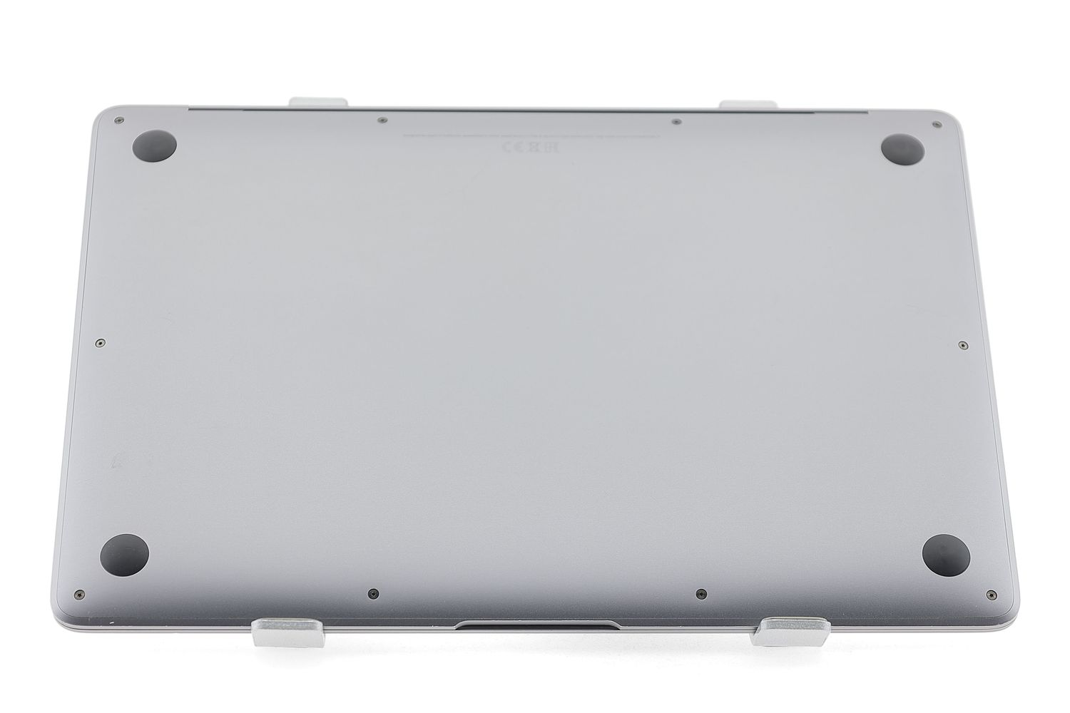 Apple MacBook Air 13″ 2020, M1 8 Cores, 8 GB, 8 core GPU 512 GB Space Gray - Kiváló