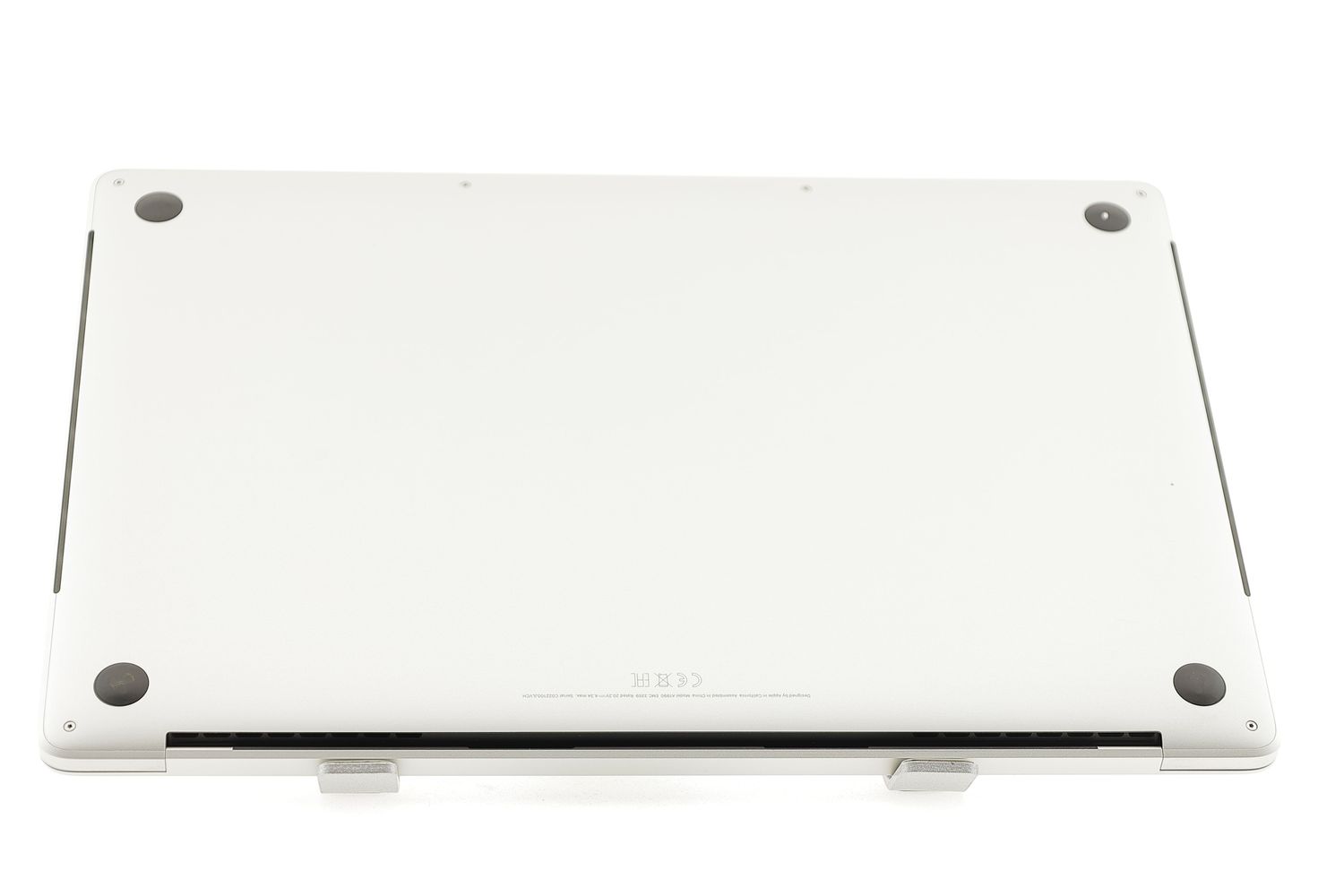 Apple MacBook Pro 15″ Touch Bar 2019, i7 2.6 GHz, 16 GB, AMD Radeon Pro 555X 256 GB Silver