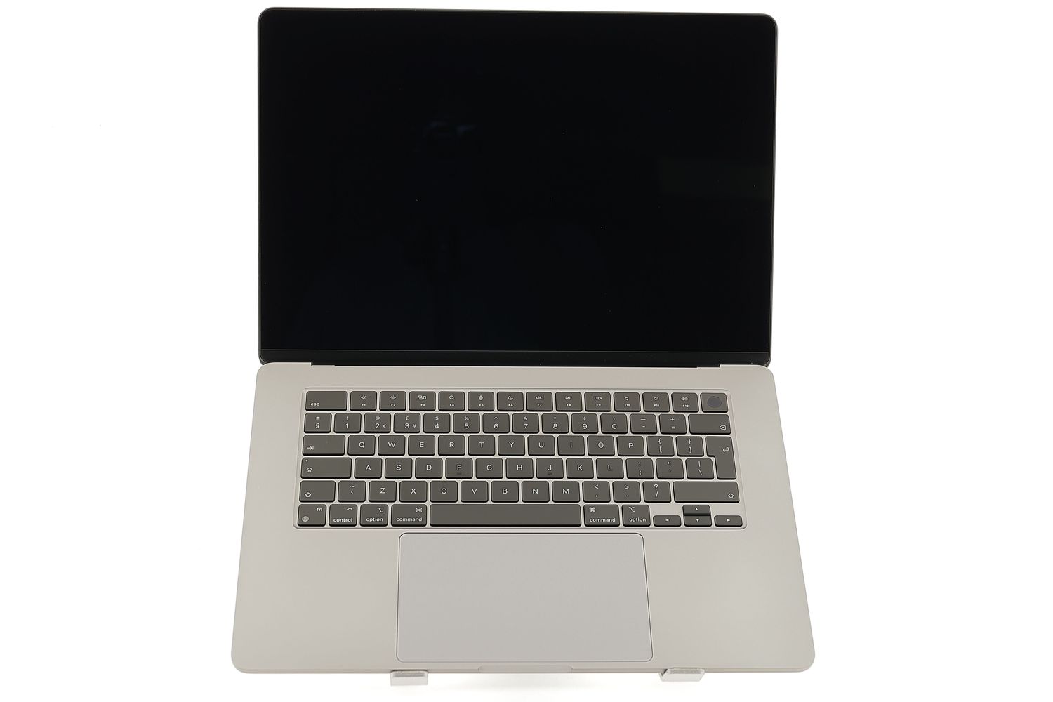 Apple MacBook Air 15″ 2023, M2 8 Cores, 8 GB, 10 core GPU 256 GB Space Gray - Foarte bun