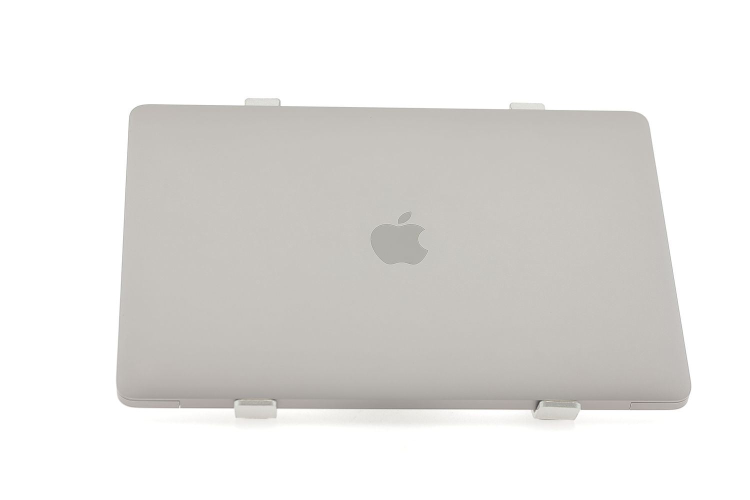Apple MacBook Air 13″ 2020, M1 8 Cores, 8 GB, 8 core GPU 512 GB Space Gray - Újszerű