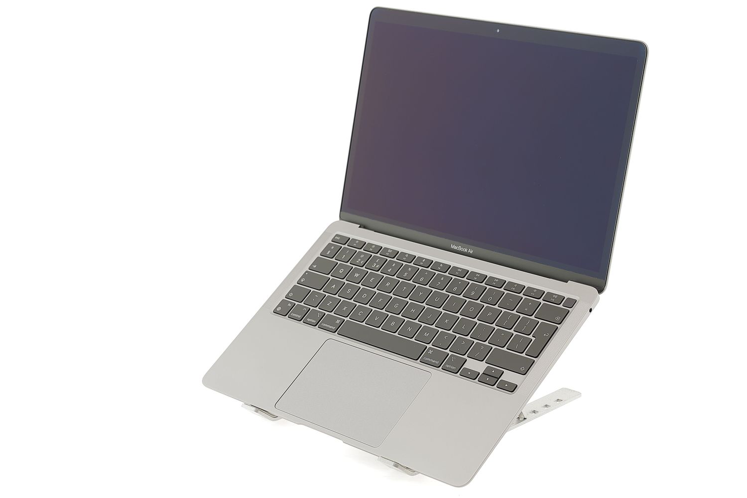 Apple MacBook Air 13″ 2020, M1 8 Cores, 8 GB, 7 core GPU 256 GB Space Gray - Много добро