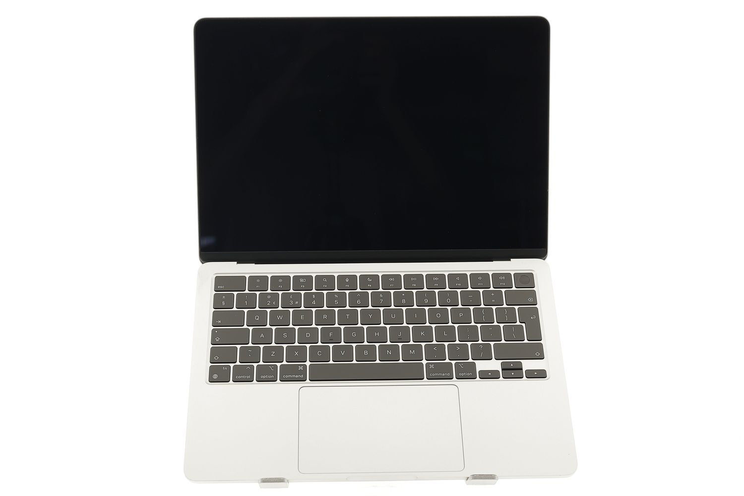 Apple MacBook Air 13″ 2022, M2 8 Cores, 8 GB, 8 core GPU 256 GB Silver - Excelent