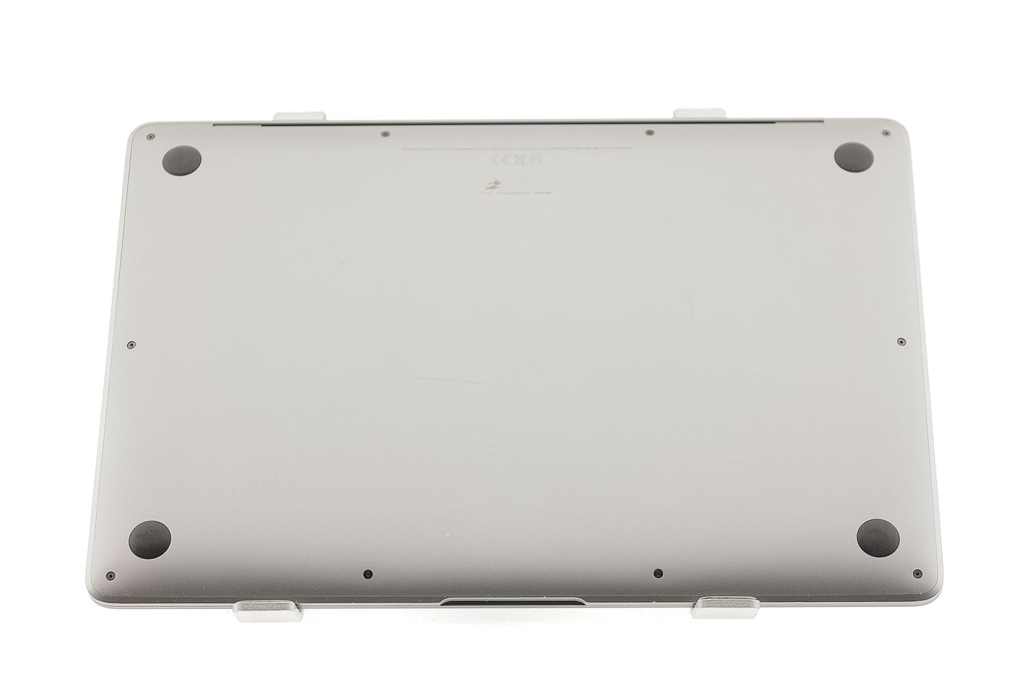 Apple MacBook Air 13″ 2020, i5 1.1 GHz, 8 GB, Intel Iris Plus 256 GB Space Gray - Foarte bun
