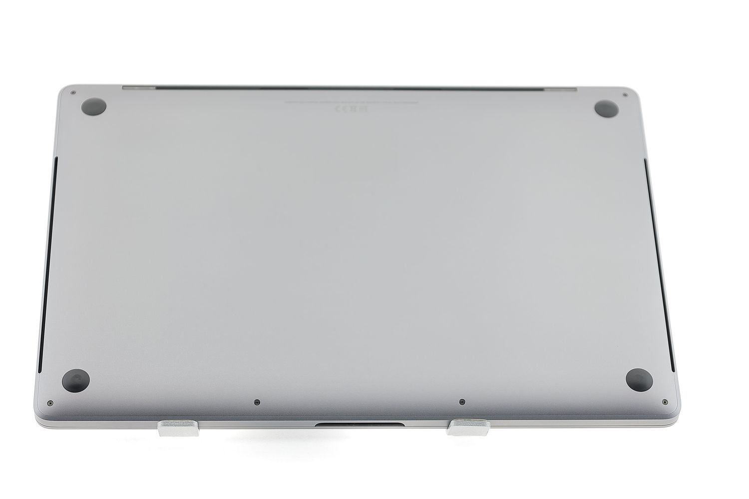 Apple MacBook Pro 16″ Touch Bar 2019, i7 2.6 GHz, 16 GB, AMD Radeon Pro 5300M 512 GB Space Gray - Kiváló