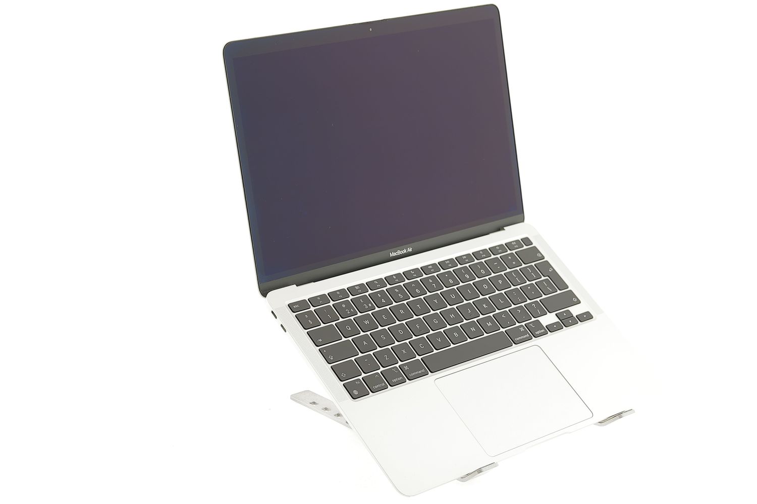Apple MacBook Air 13″ 2020, i7 1.2 GHz, 8 GB, Intel Iris Plus 256 GB Silver - Πολύ καλό