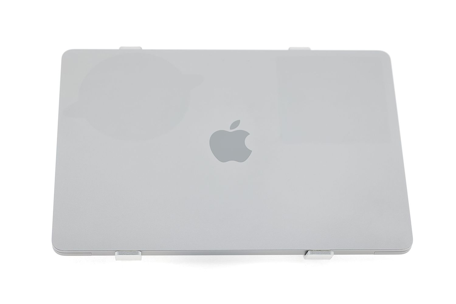 Apple MacBook Air 13″ 2022, M2 8 Cores, 16 GB, 10 core GPU 512 GB Space Gray - Много добро