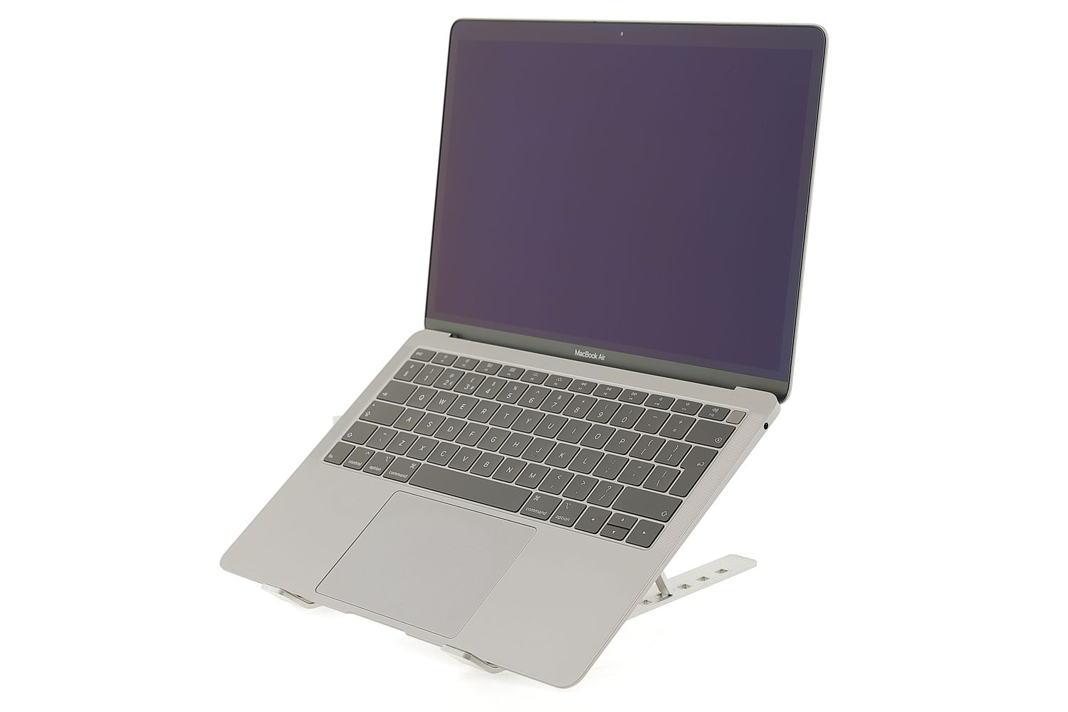 Apple MacBook Air 13″ 2018, i5 1.6 GHz, 8 GB, Intel UHD Graphics