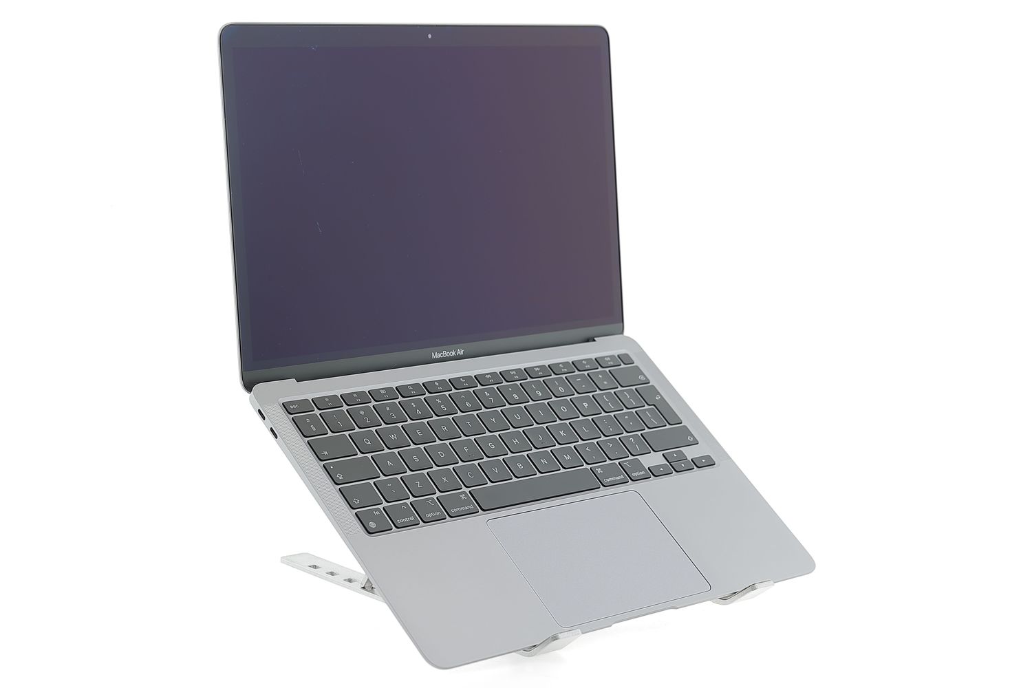 Apple MacBook Air 13″ 2020, M1 8 Cores, 8 GB, 8 core GPU, Space