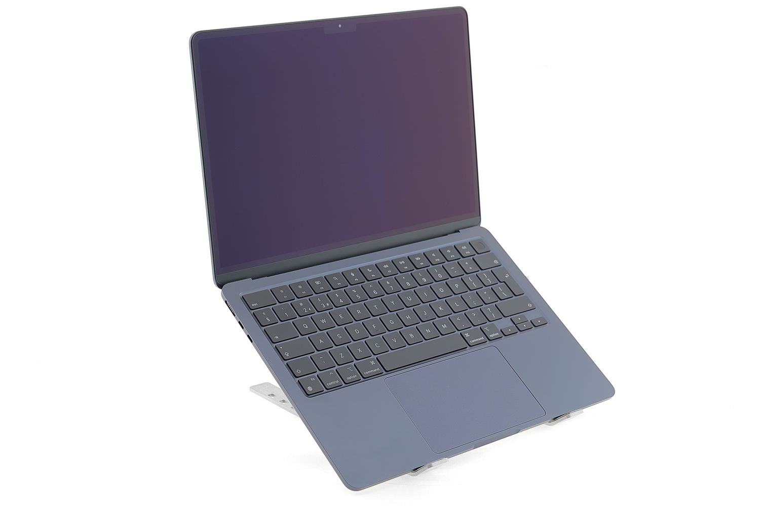 Apple MacBook Air 13″ 2024, M3 8 Cores, 16 GB, 10 core GPU 512 GB Midnight