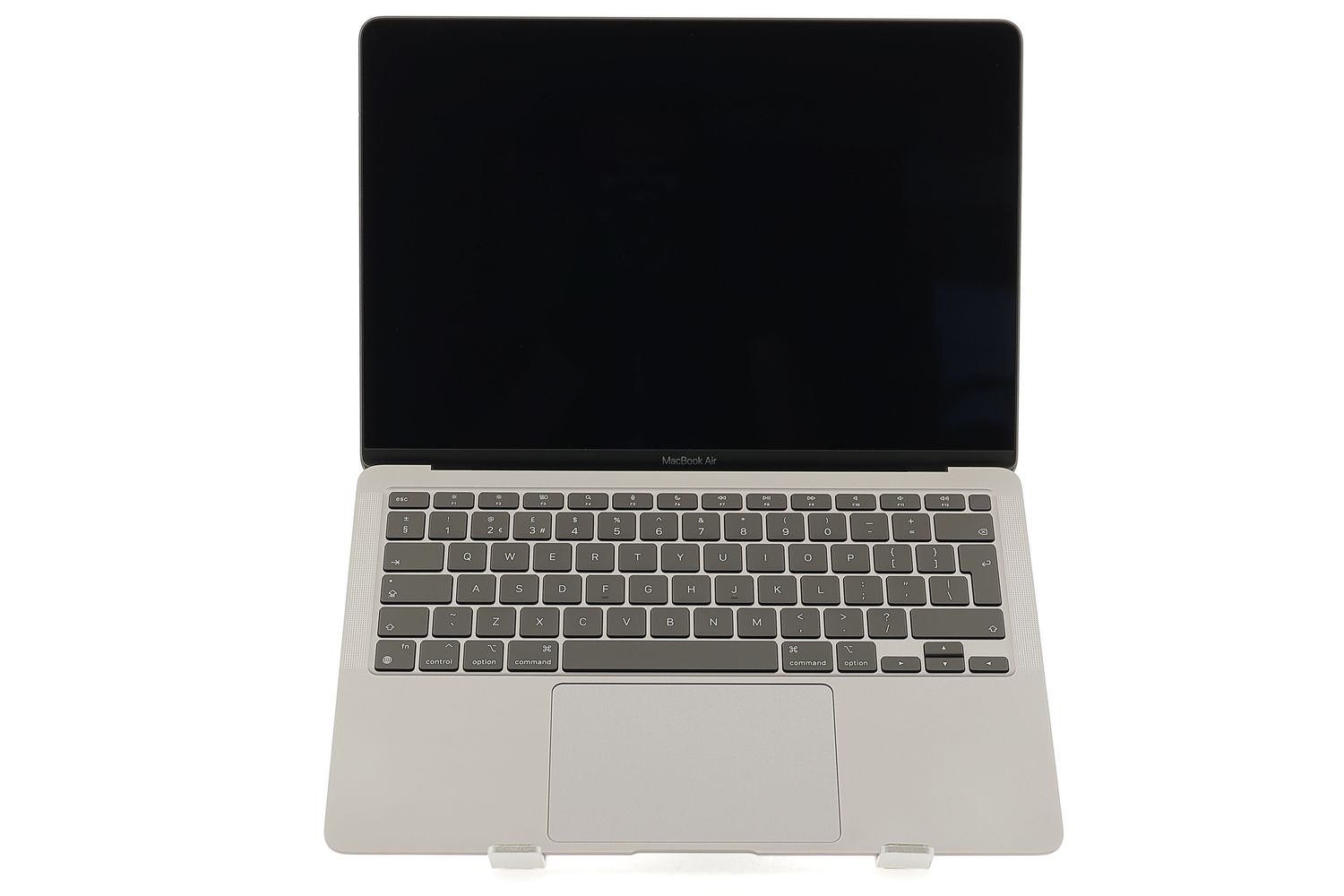 Apple MacBook Air 13″ 2020, i5 1.1 GHz, 16 GB, Intel Iris Plus