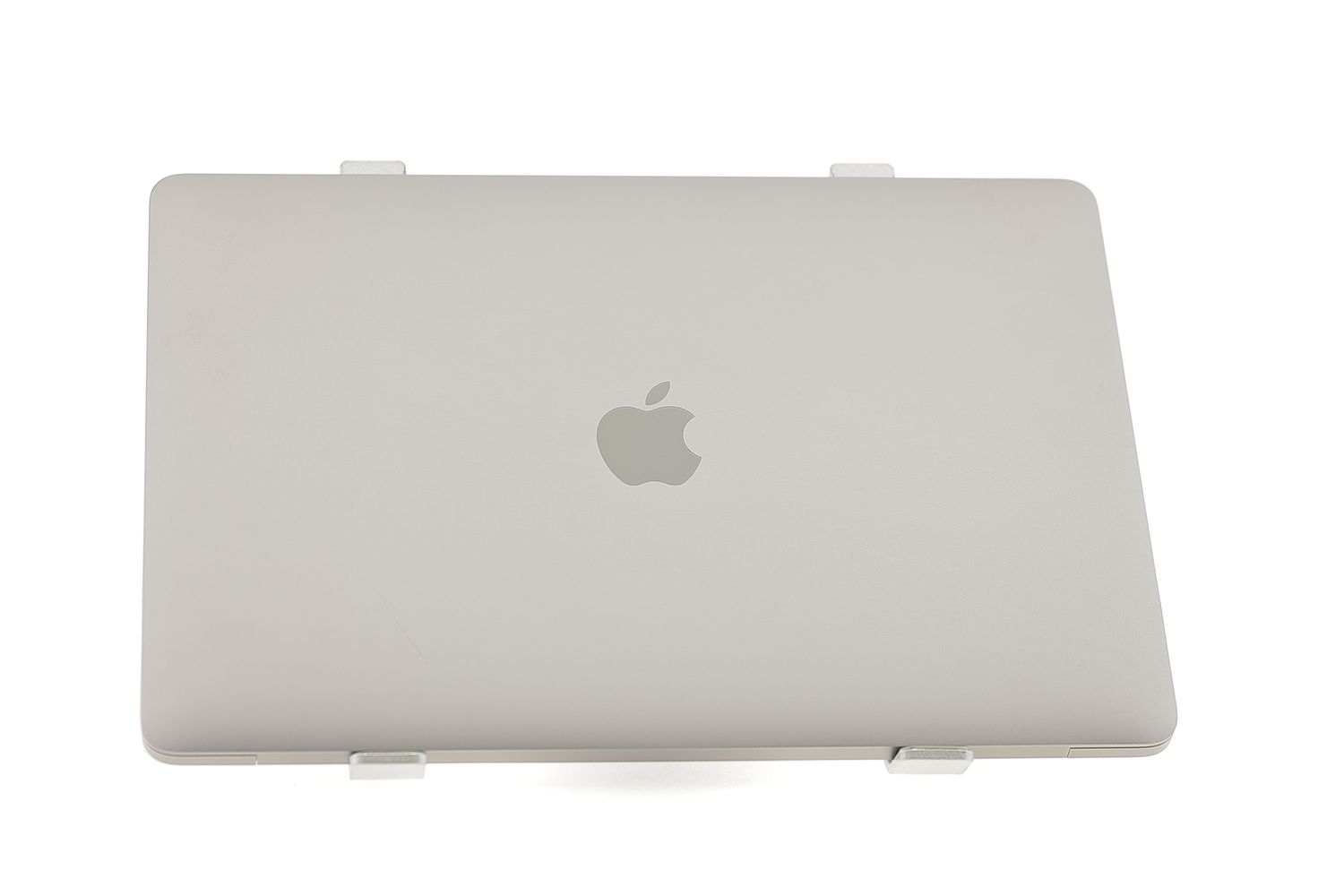 Apple MacBook Pro 13″ Touch Bar 2019, i5 2.4 GHz, 16 GB, Intel Iris Plus Graphics 655 256 GB Space Gray - Excelent