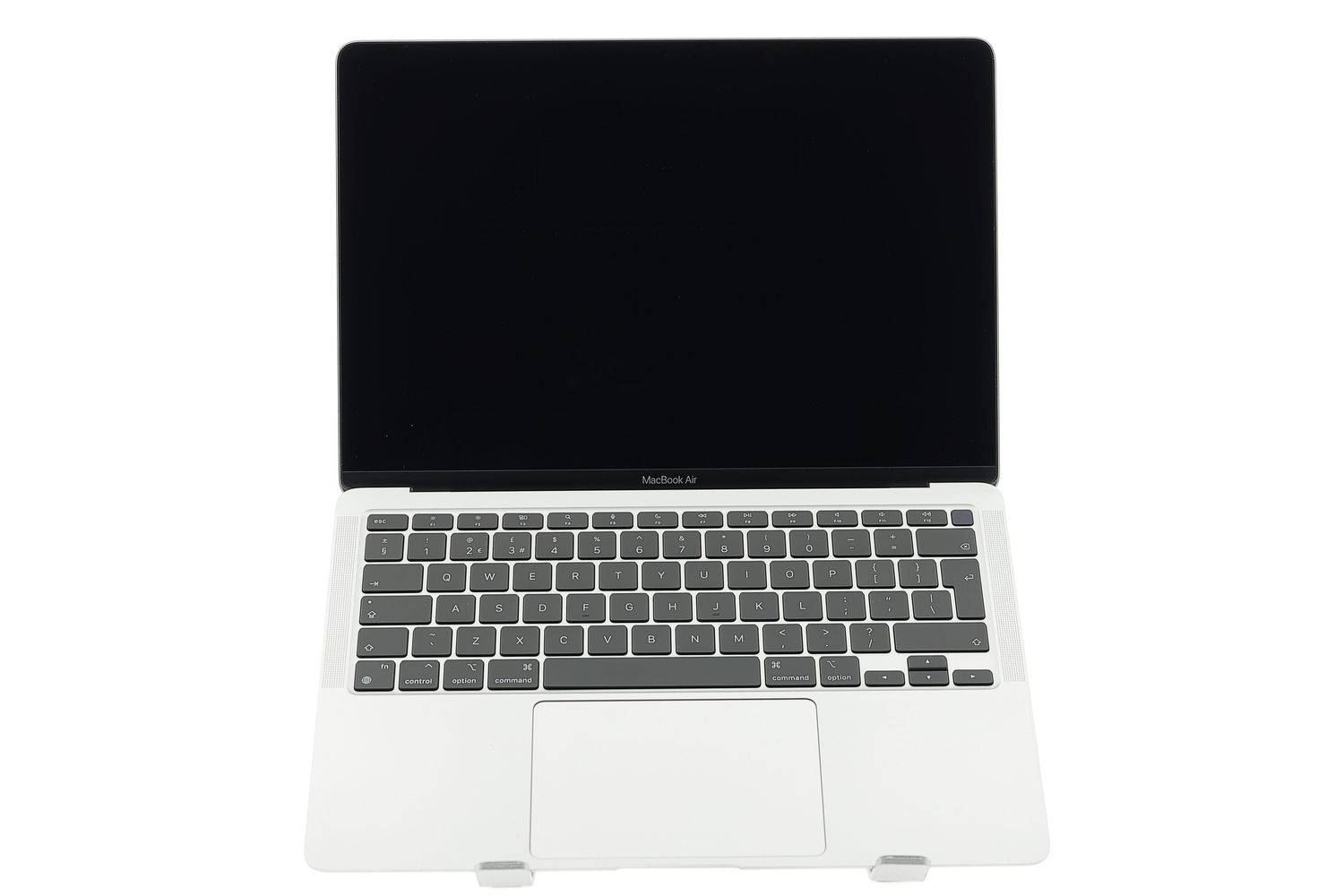 Apple MacBook Air 13″ 2020, i3 1.1 GHz, 8 GB, Intel Iris Plus 256 GB Silver - Kiváló