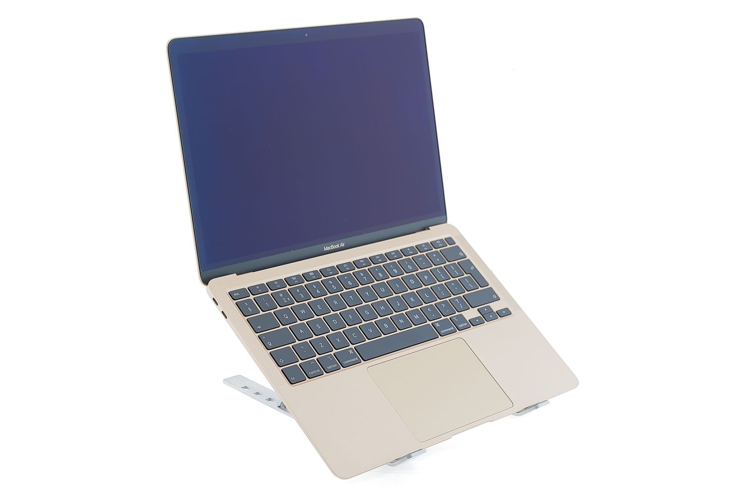 Apple MacBook Air 13″ 2020, i3 1.1 GHz, 8 GB, Intel Iris Plus 256 GB Gold - Kiváló
