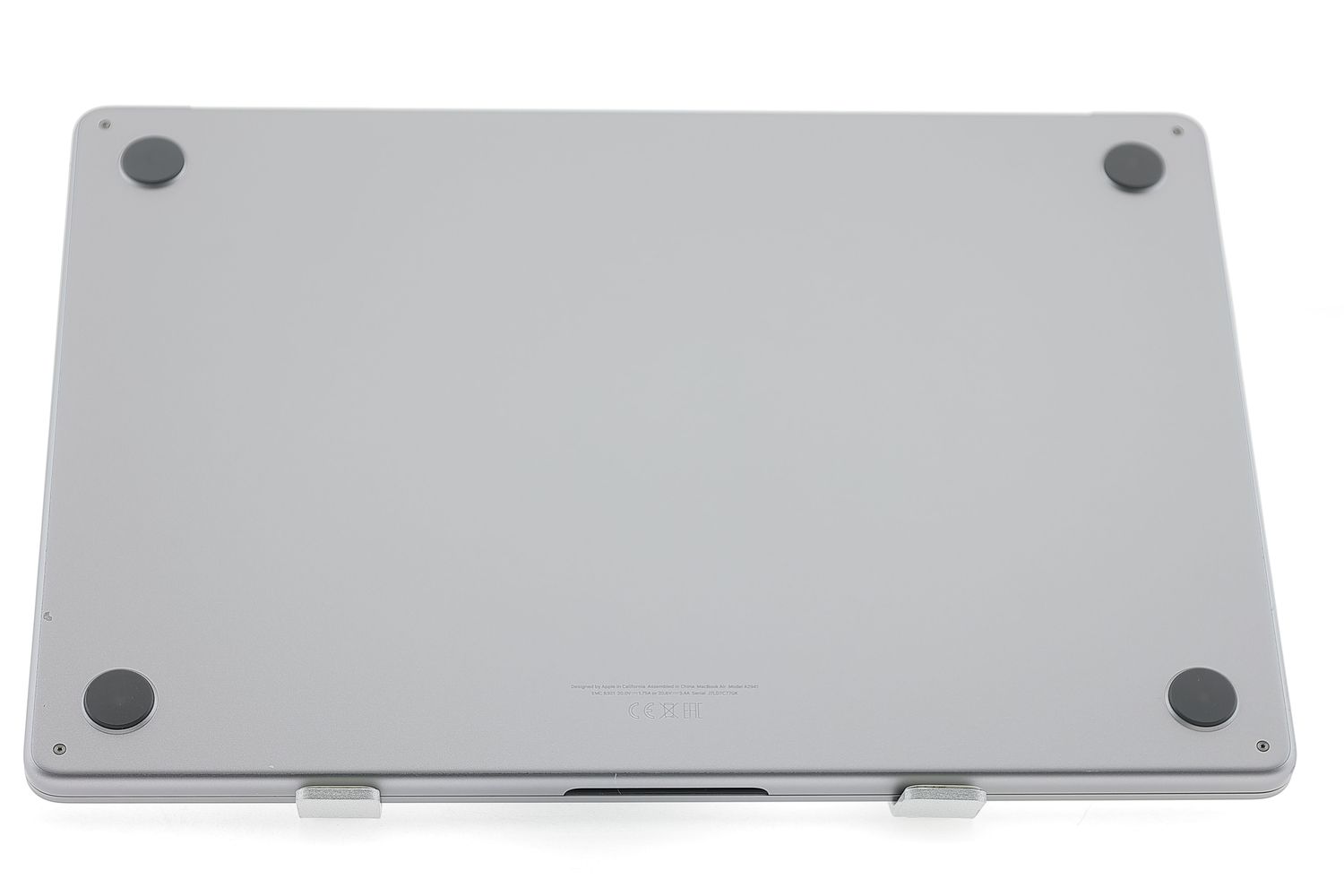 Apple MacBook Air 15″ 2023, M2 8 Cores, 8 GB, 10 core GPU 256 GB Space Gray - Újszerű