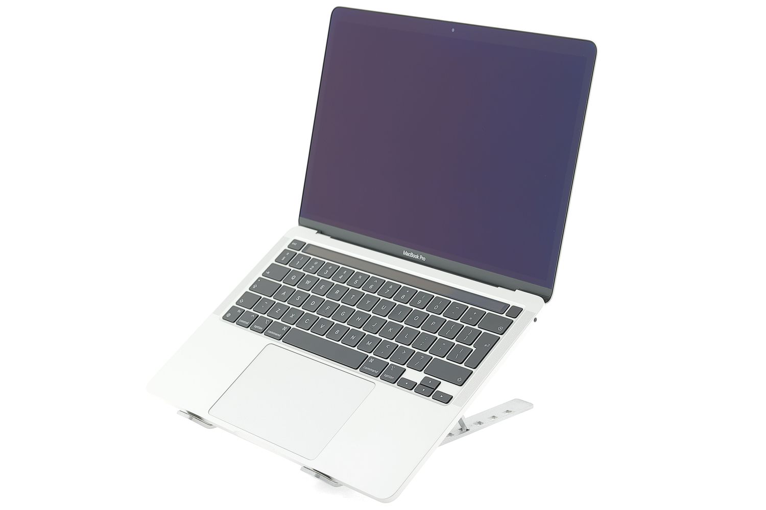 Apple MacBook Pro 13″ 2022, M2 8 Cores, 8 GB, 10 core GPU 256 GB Silver - Excelent