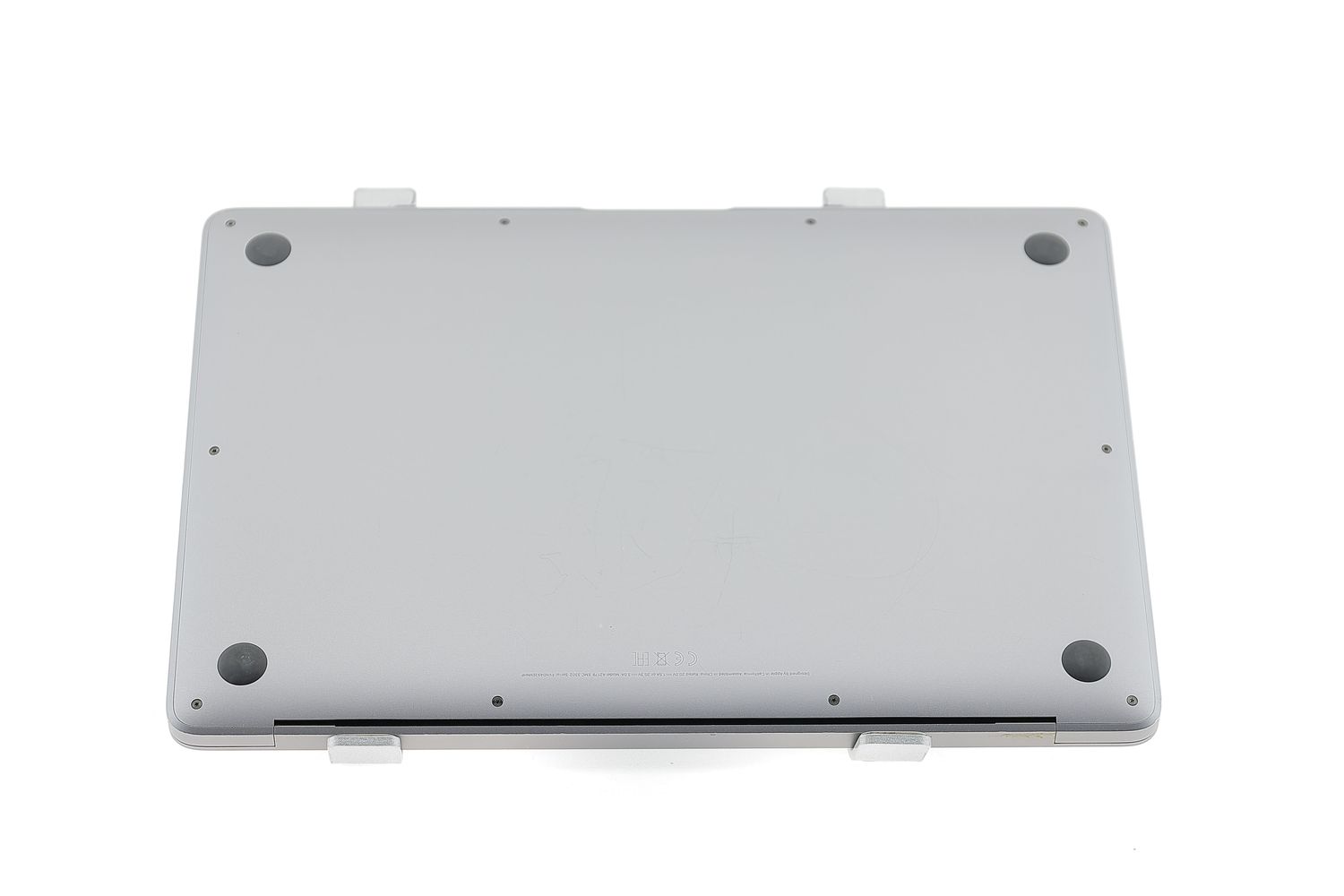 Apple MacBook Air 13″ 2020, i3 1.1 GHz, 8 GB, Intel Iris Plus 256 GB Space Gray - Nagyon jó