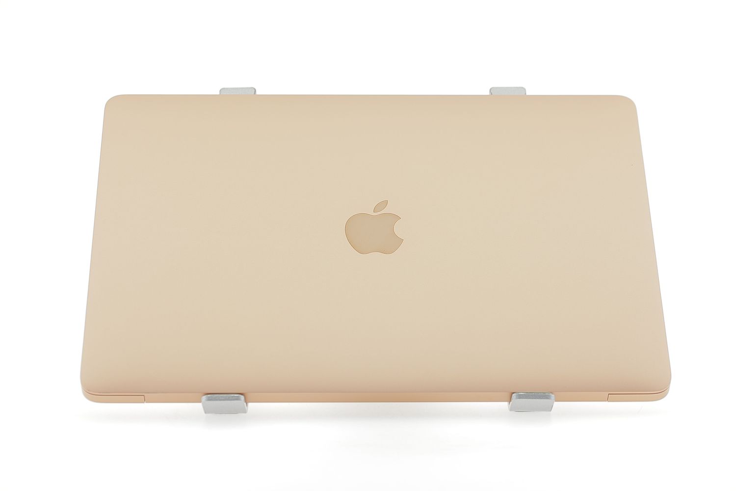 Apple MacBook Air 13″ 2020, i3 1.1 GHz, 8 GB, Intel Iris Plus 256 GB Gold - Kiváló