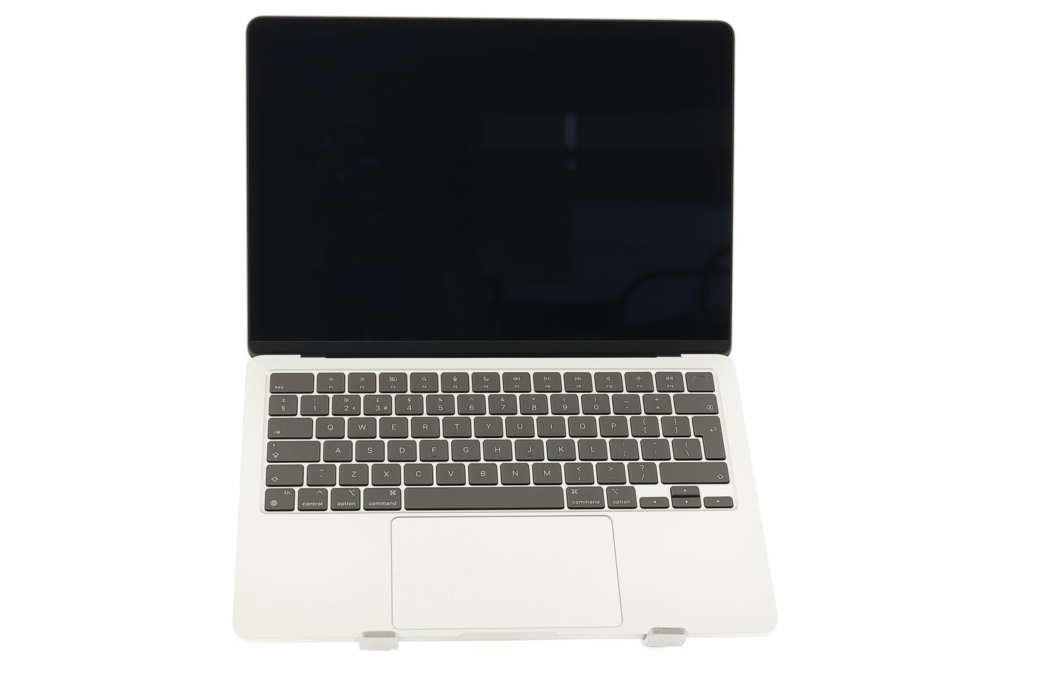 Apple MacBook Air 13″ 2022, M2 8 Cores, 8 GB, 8 core GPU 256 GB Silver - Σαν καινούργιο