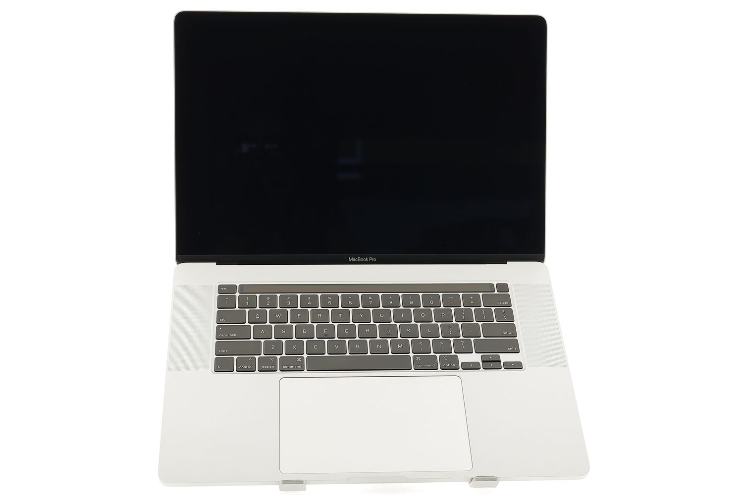Apple MacBook Pro 16″ Touch Bar 2019, i7 2.6 GHz, 16 GB, AMD Radeon Pro 5300M 512 GB Silver - Foarte bun