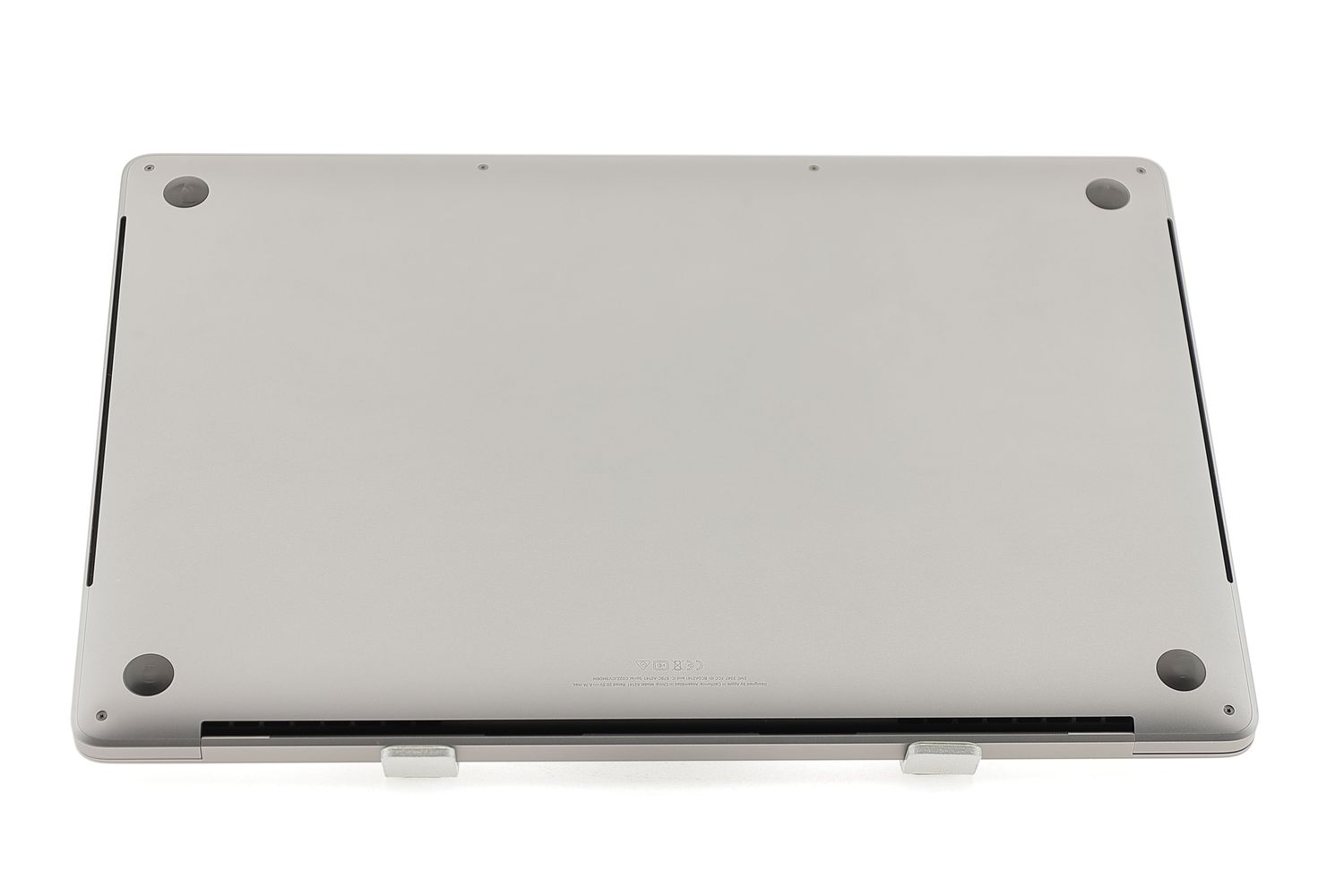 Apple MacBook Pro 16″ Touch Bar 2019, i7 2.6 GHz, 16 GB, AMD Radeon Pro 5300M 512 GB Space Gray - Excelent