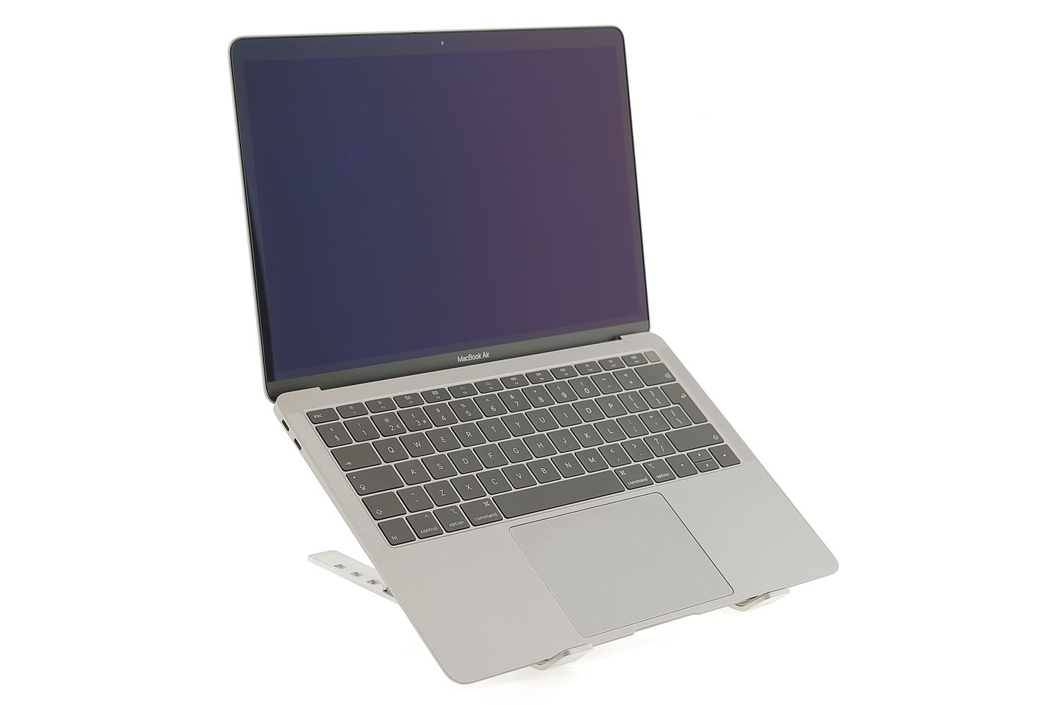 Apple MacBook Air 13″ 2018, i5 1.6 GHz, 8 GB, Intel UHD Graphics