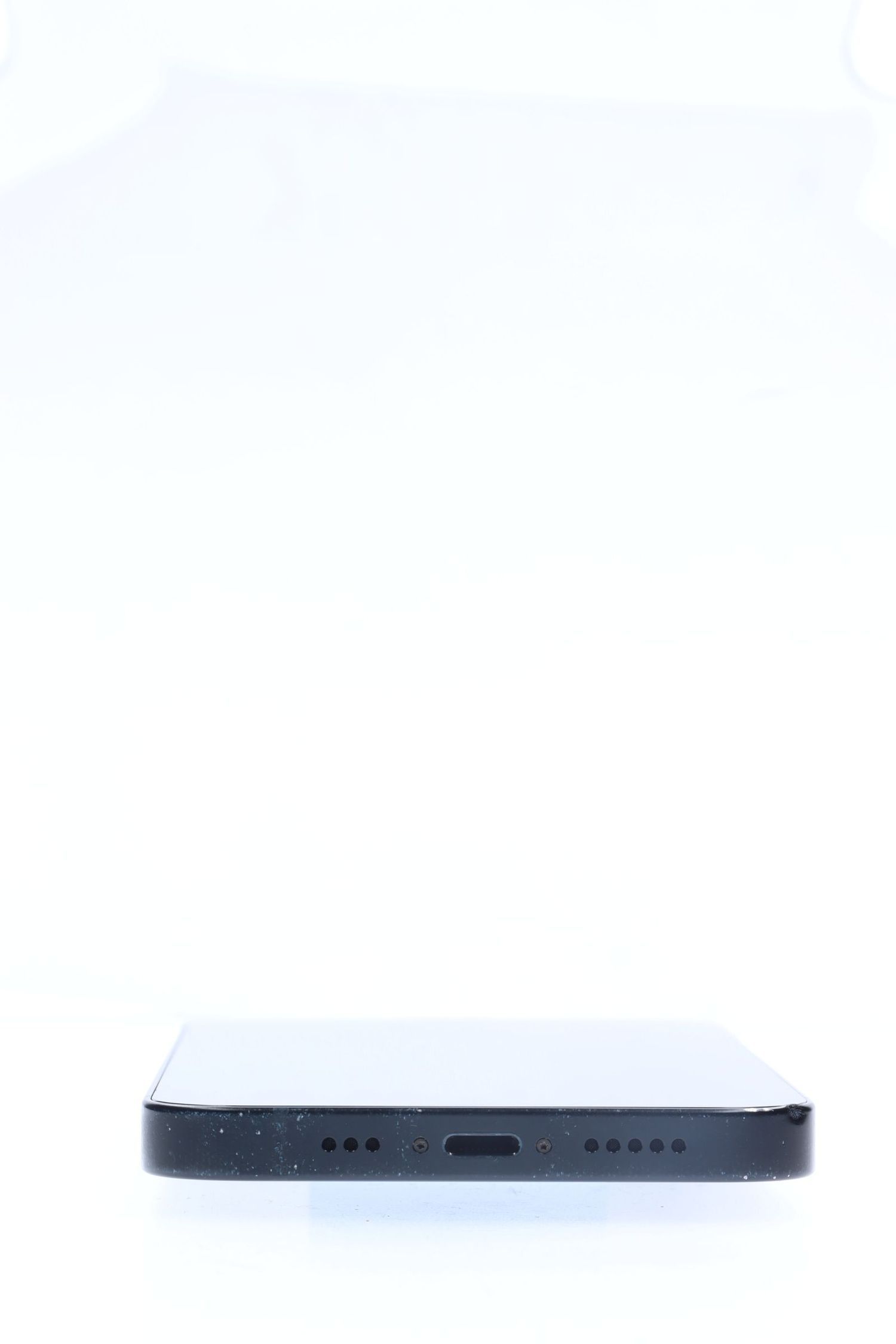 Apple iPhone 14 256 GB Midnight - Много добро