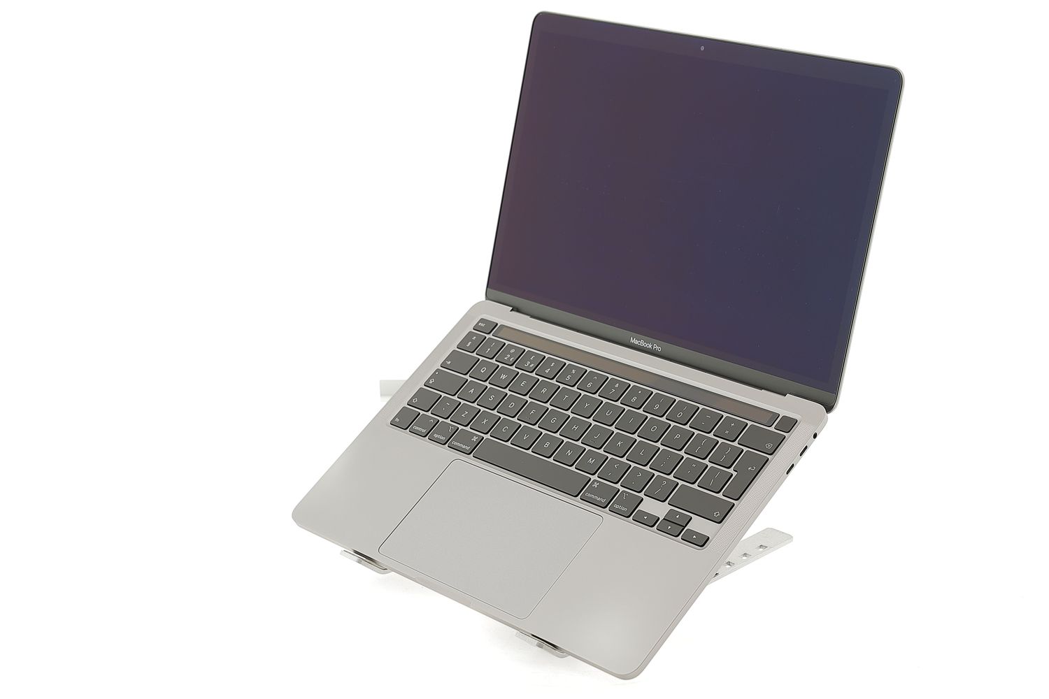 Apple MacBook Pro 13″ Touch Bar 2020, i5 2 GHz, 16 GB, Intel Iris Plus Graphics 512 GB Space Gray - Excelent
