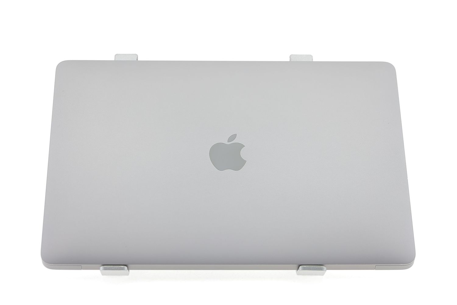 Apple MacBook Air 13″ 2020, M1 8 Cores, 8 GB, 8 core GPU, Space