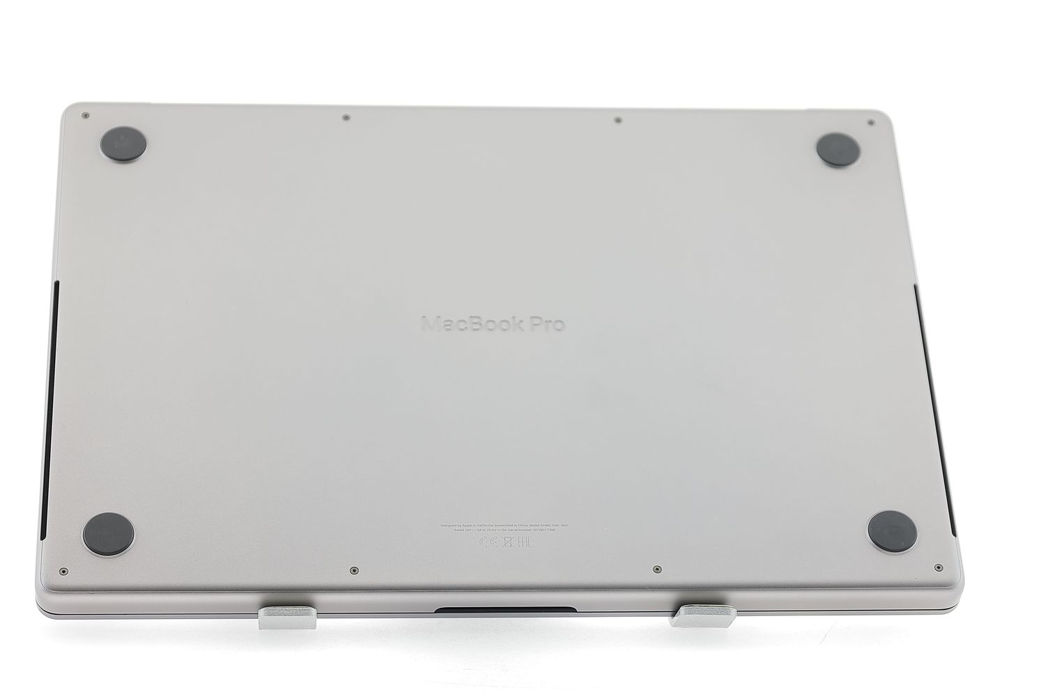 Apple MacBook Pro 16″ Touch Bar 2019, i9 2.3 GHz, 16 GB, AMD Radeon Pro 5500M 1 TB Space Gray - Ca nou