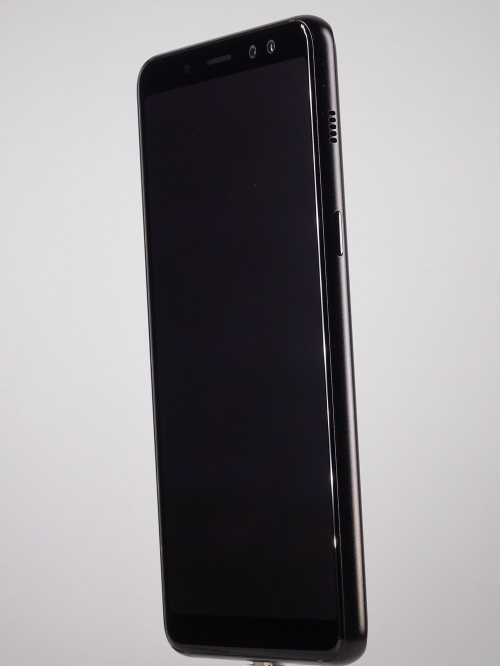 Telefon mobil Samsung Galaxy A8 (2018) Dual Sim, Black, 64 GB, Foarte Bun