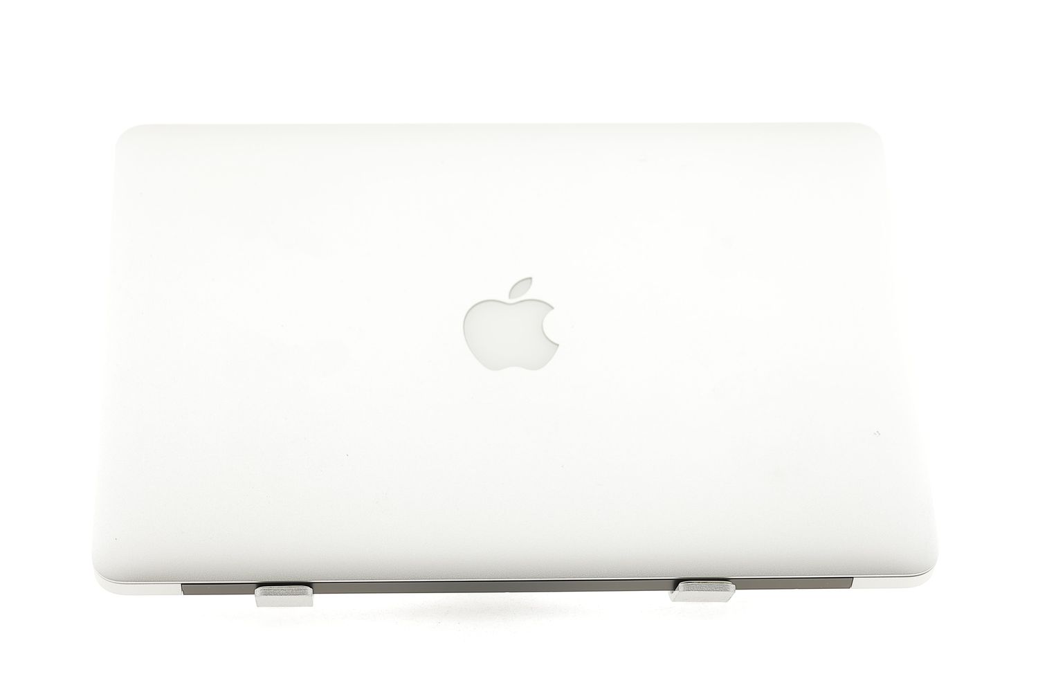 Apple MacBook Air 13″ 2017, i5 1.8 GHz, 8 GB, HD Graphics 6000 128 GB Silver - Отлично