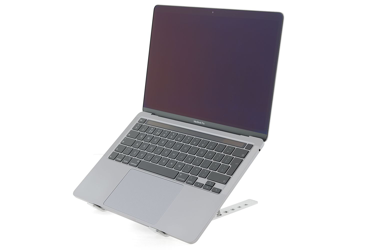 Apple MacBook Pro 13″ 2020, M1 8 Cores, 8 GB, 8 core GPU 256 GB Space Gray - Excelent