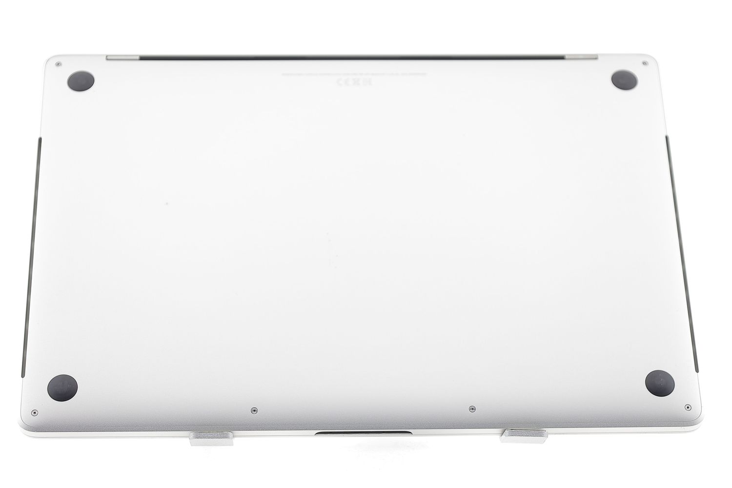 Apple MacBook Pro 15″ Touch Bar 2018, i7 2.6 GHz, 16 GB, AMD Radeon Pro 560X 512 GB Silver