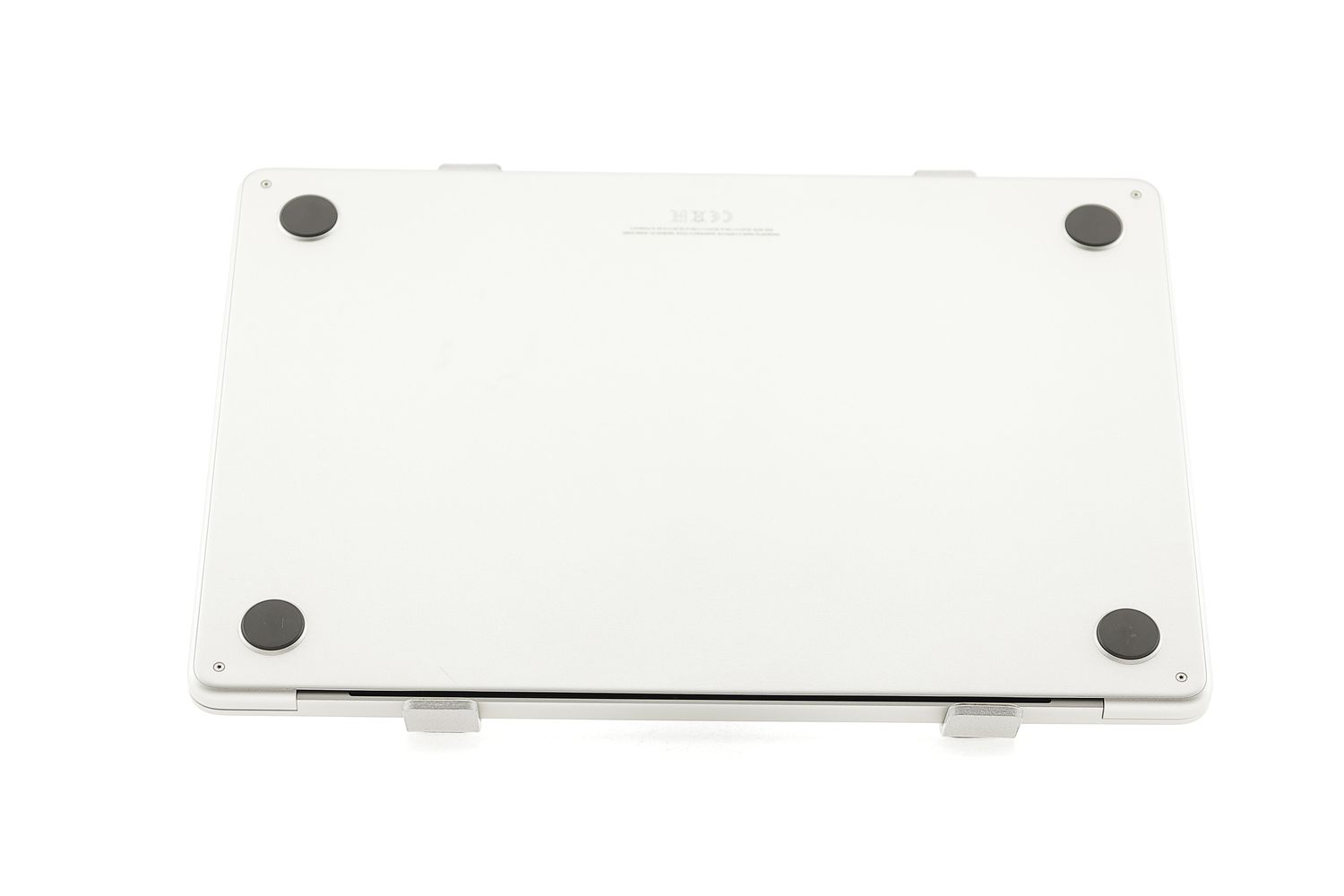 Apple MacBook Air 13″ 2022, M2 8 Cores, 16 GB, 10 core GPU 512 GB Silver - Kiváló