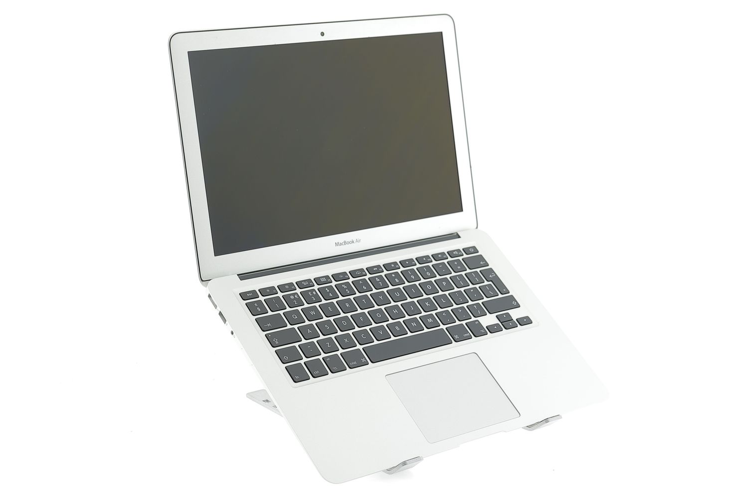 Apple MacBook Air 13″ 2017, i5 1.8 GHz, 8 GB, HD Graphics 6000 128 GB Silver - Εξαιρετικό