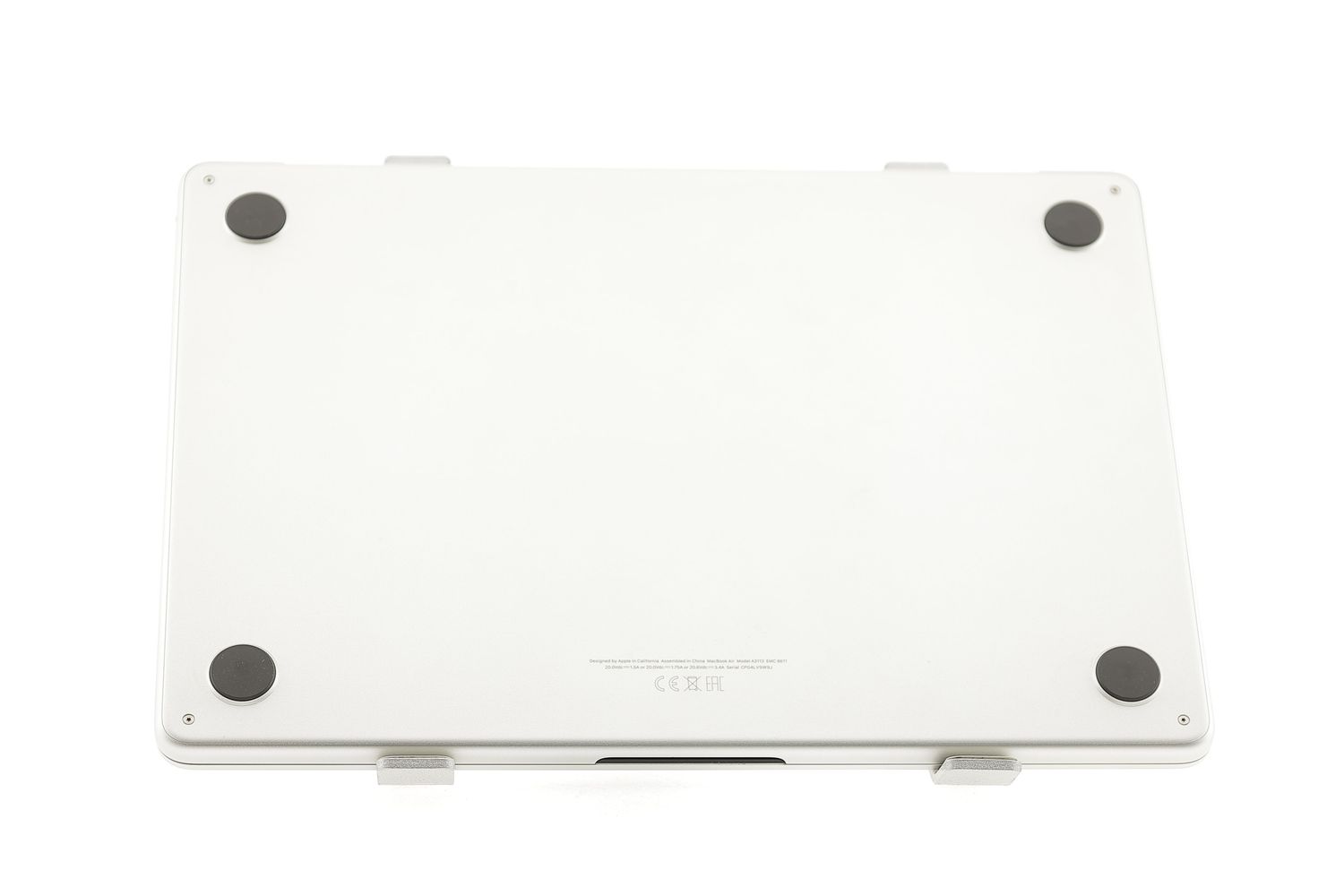 Apple MacBook Air 13″ 2024, M3 8 Cores, 8 GB, 8 core GPU 256 GB Silver - Kiváló