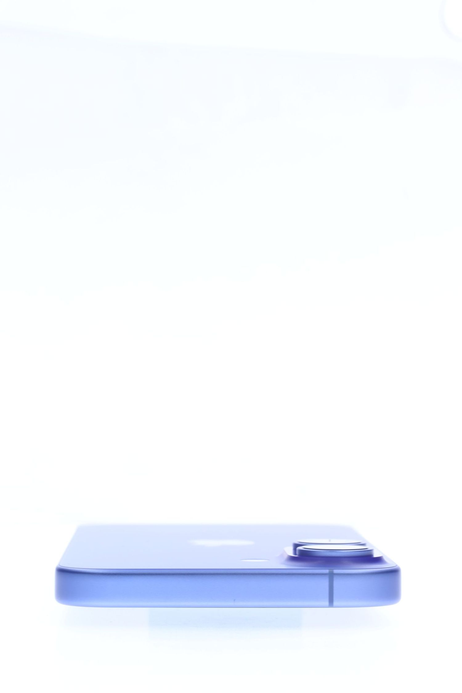 Apple iPhone 16 128 GB Ultramarine - Kiváló