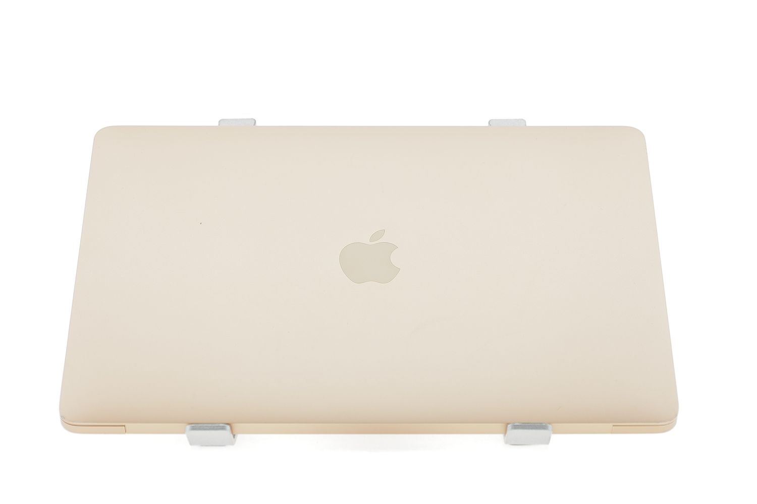 Apple MacBook Air 13″ 2020, i3 1.1 GHz, 8 GB, Intel Iris Plus 256 GB Gold - Отлично