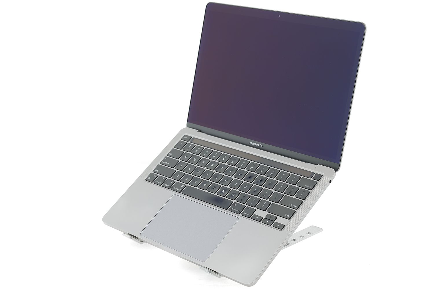 Apple MacBook Pro 13″ 2020, M1 8 Cores, 8 GB, 8 core GPU 512 GB Space Gray - Nagyon jó