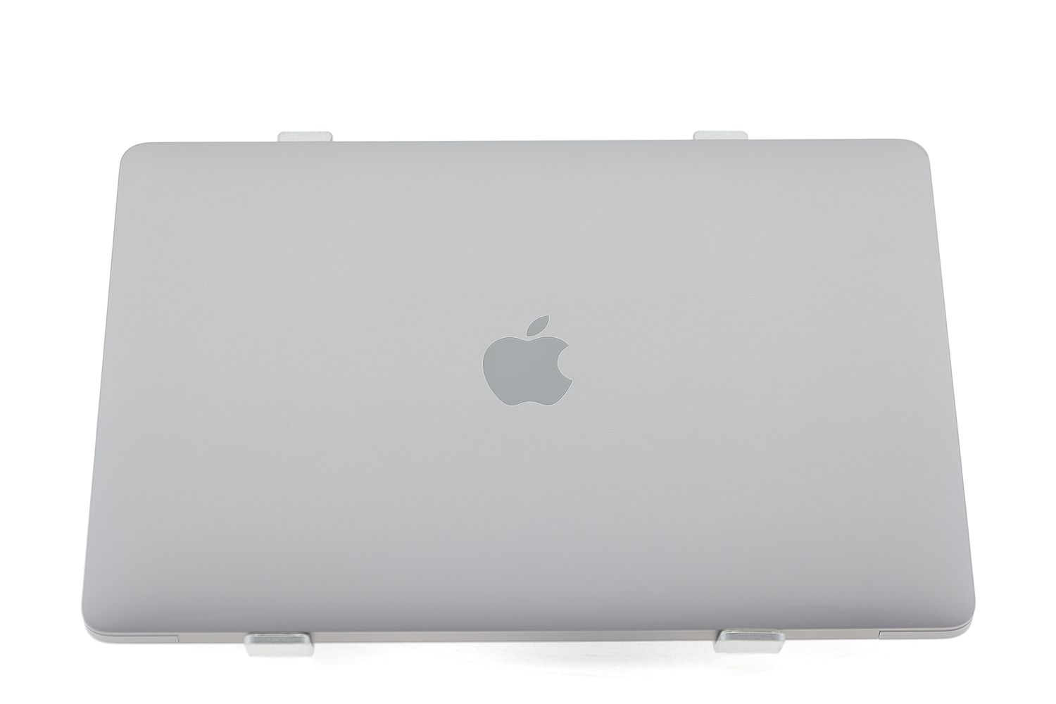 Apple MacBook Pro 13″ 2022, M2 8 Cores, 8 GB, 10 core GPU 512 GB Space Gray - Nagyon jó