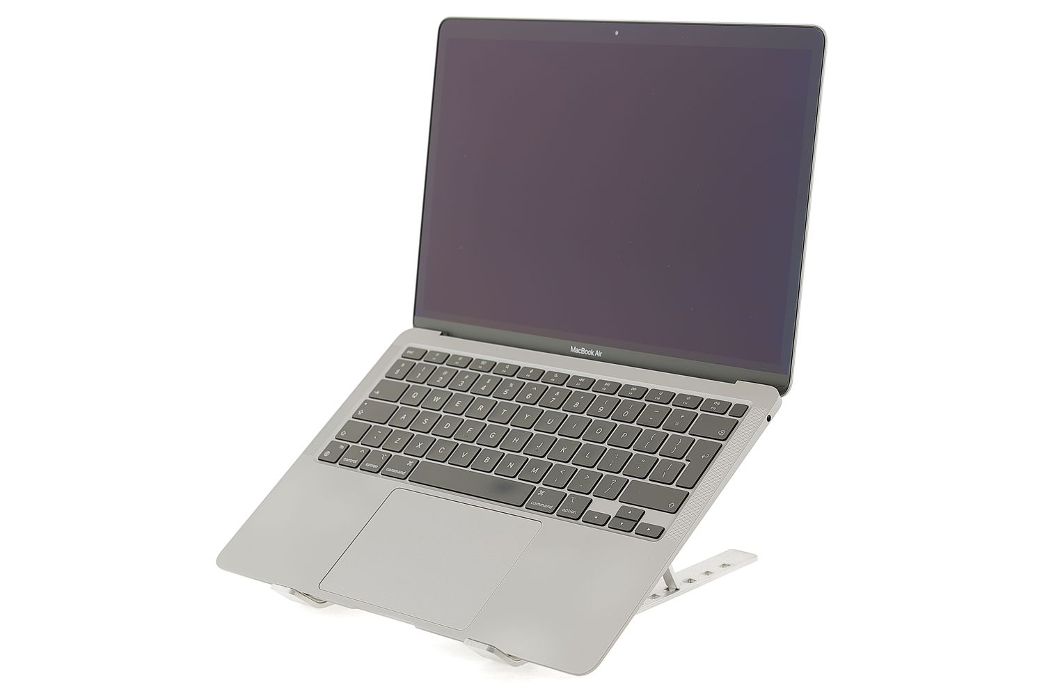 Apple MacBook Air 13″ 2020, M1 8 Cores, 8 GB, 7 core GPU 256 GB Space Gray - Kiváló